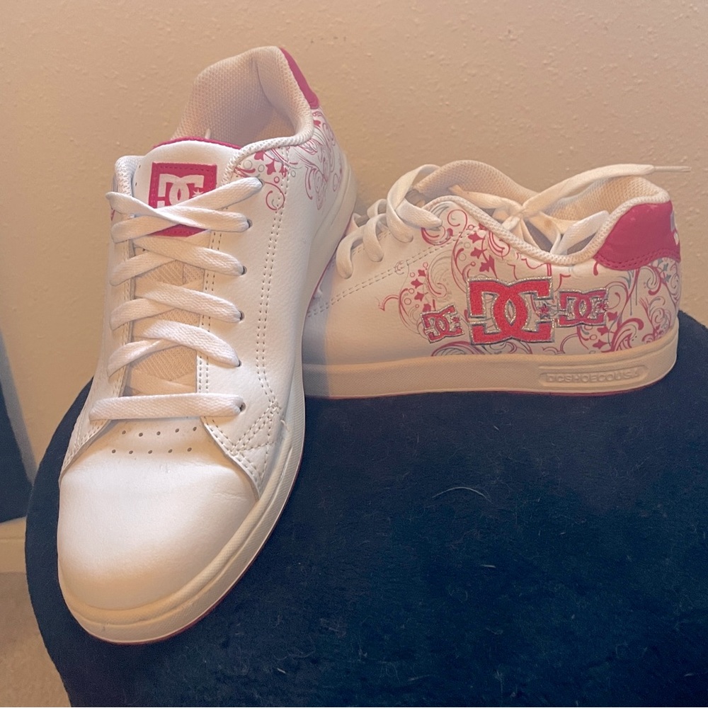 DC shoes - white and pink